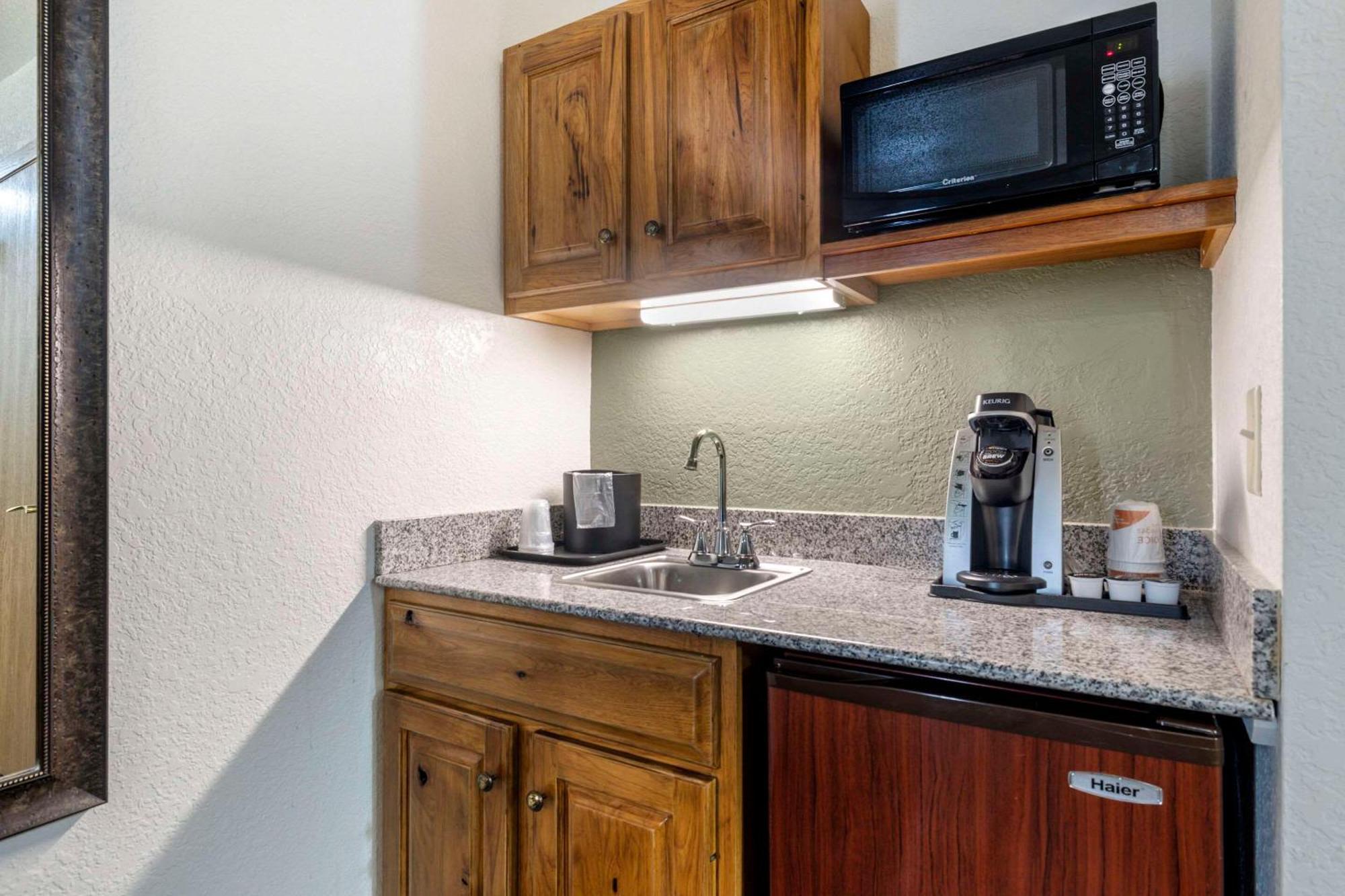Comfort Inn & Suites Mt Rushmore Keystone Buitenkant foto